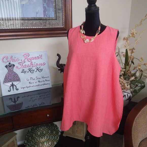 ** SOLD **  Sleeveless Tunic - Picture 1 of 7